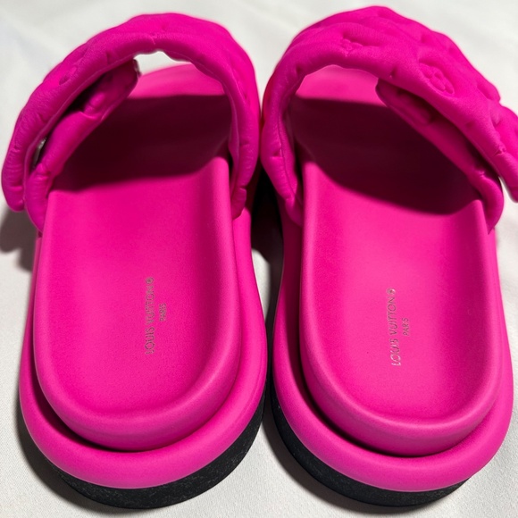 *NEW* Louis Vuitton Pillow Bright pink slides - Picture 5 of 10